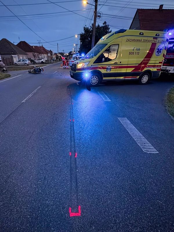 Tragická dopravná nehoda v Kolárove. O život prišiel 44-ročný motorkár.